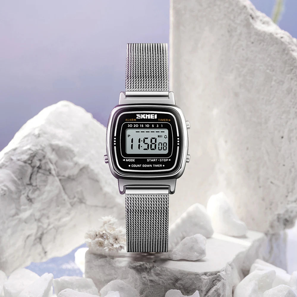 SKMEI Women Sports Watch Top Brands Luxury Waterproof Ladies Watches Small Dial Digital Wristwatch and Bracelet Relogio Feminino